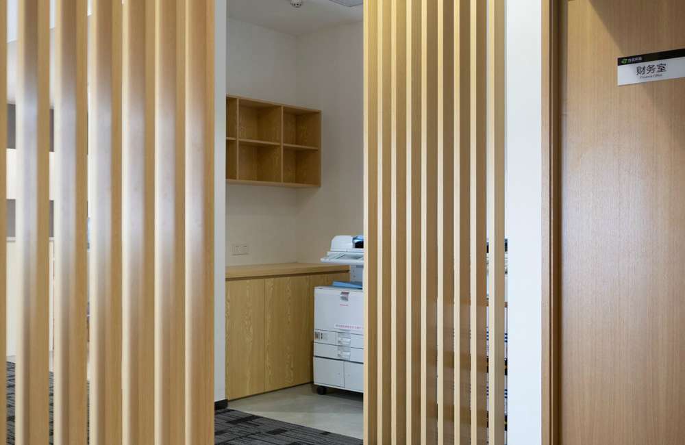 鄭東新區(qū)教育公司辦公室裝修設(shè)計案例