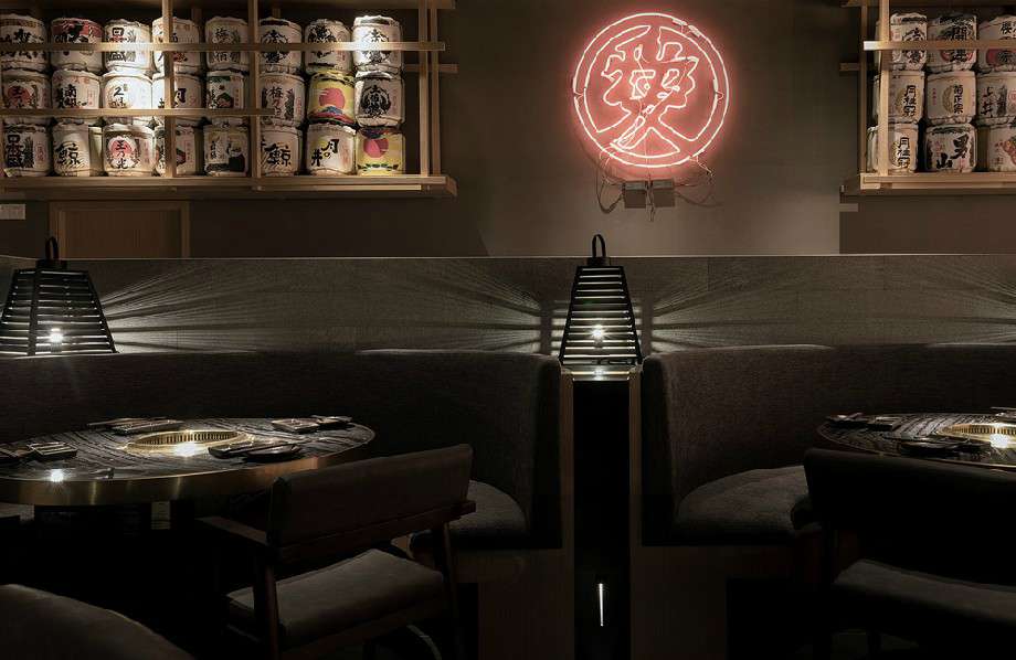 愛(ài)燒屋燒烤餐廳裝修設(shè)計(jì)效果圖