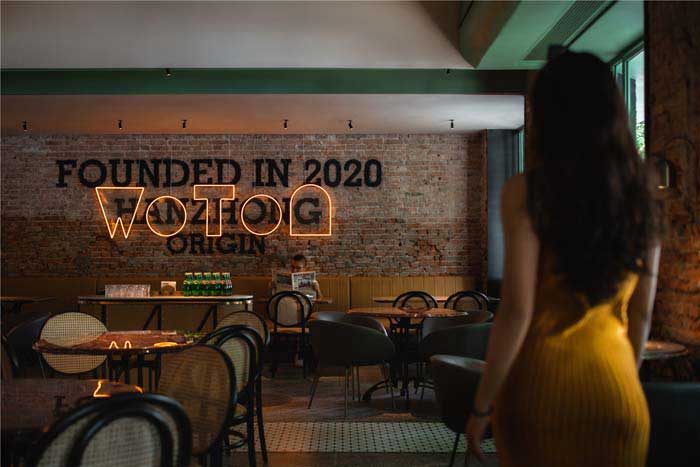 180平米鄭州酒吧+簡餐設(shè)計效果圖