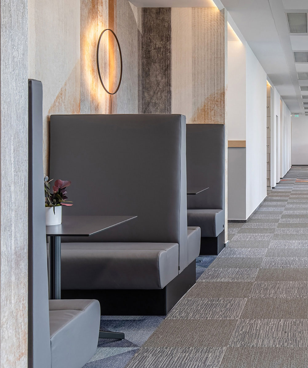 鄭州科技公司辦公室裝潢設(shè)計效果圖