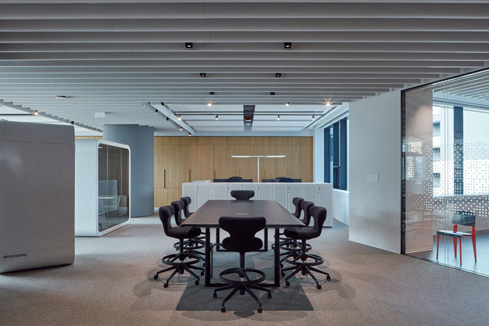 700平米辦公室設(shè)計裝修施工效果圖