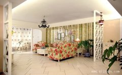 簡(jiǎn)約淺色調(diào)的田園風(fēng)格大戶(hù)型裝修效果圖